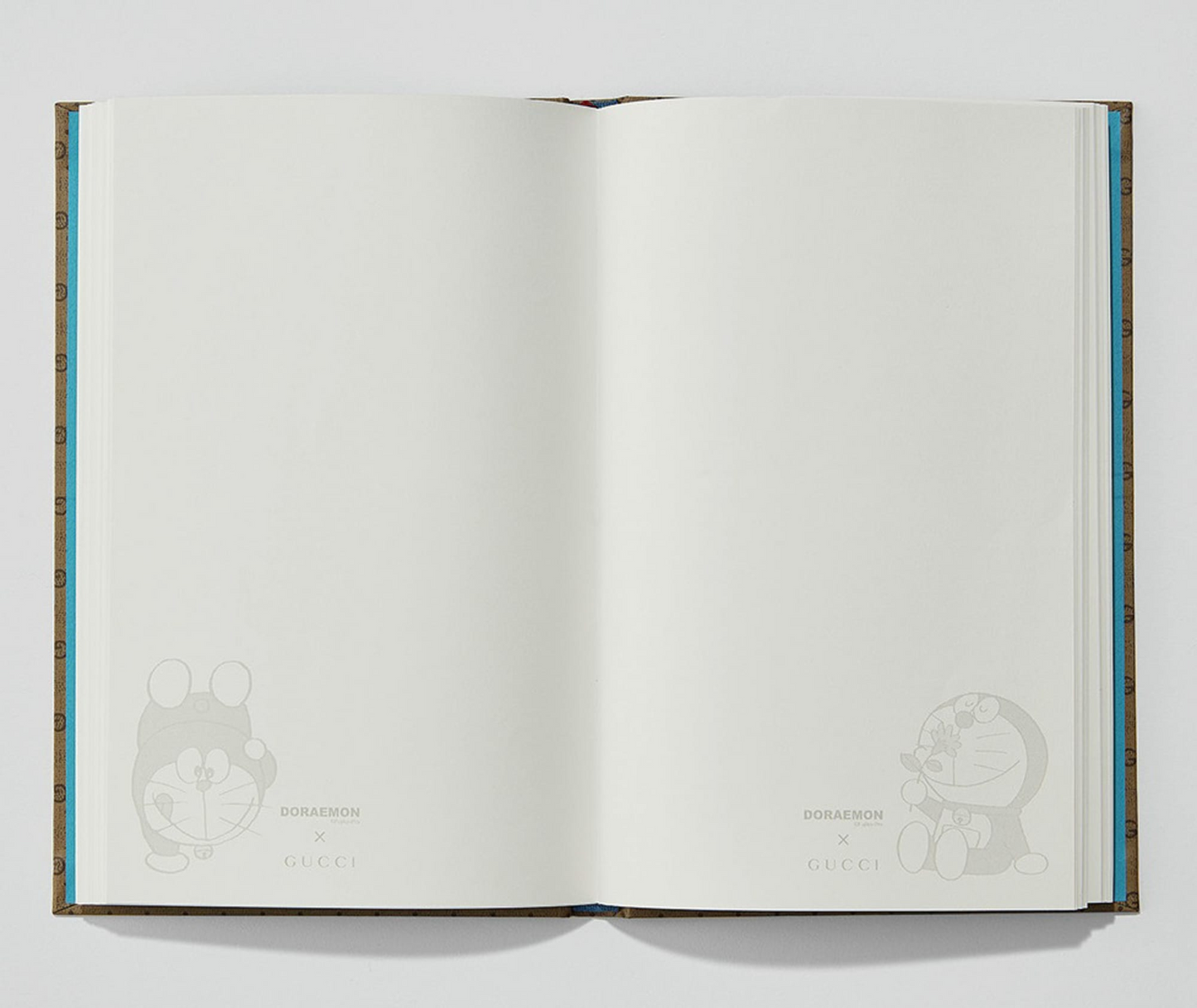 Gucci x Doraemon 笔记本